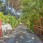 Casa Neda * פרוצ'ו