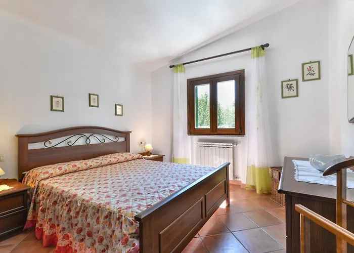 Casa Neda Проккио